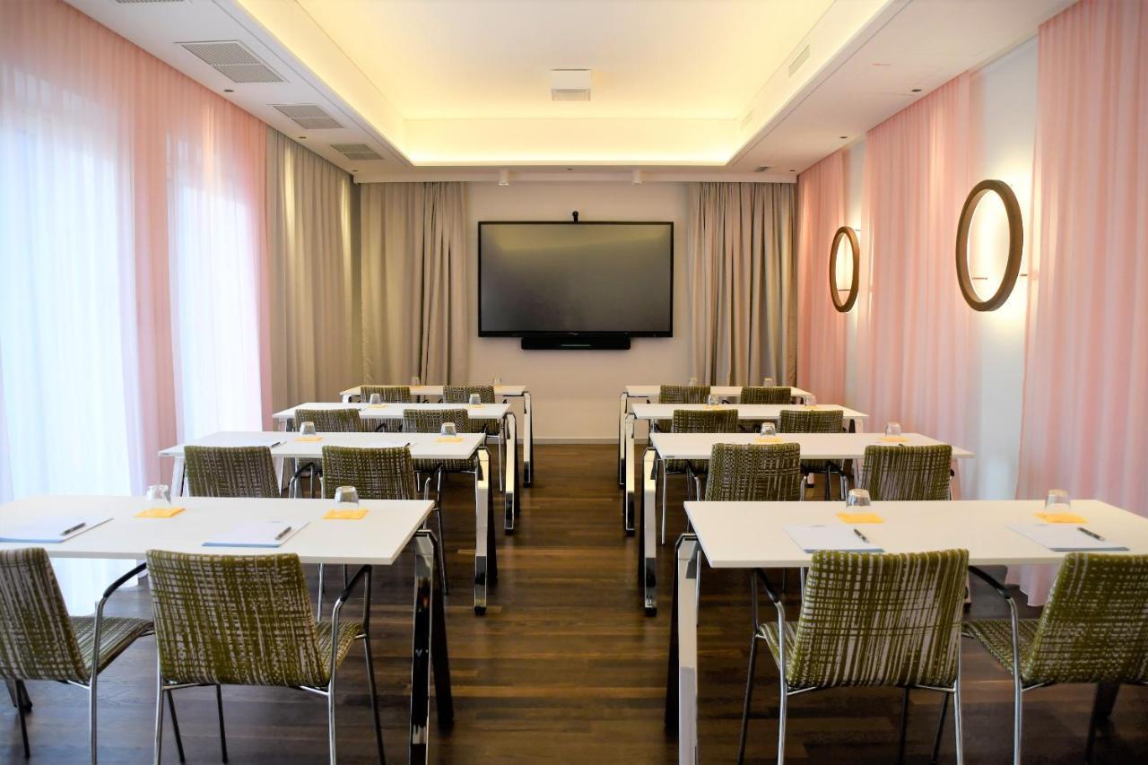 Hotel Le Parc วีเนอร์นอยชตัดท์ ภายนอก รูปภาพ