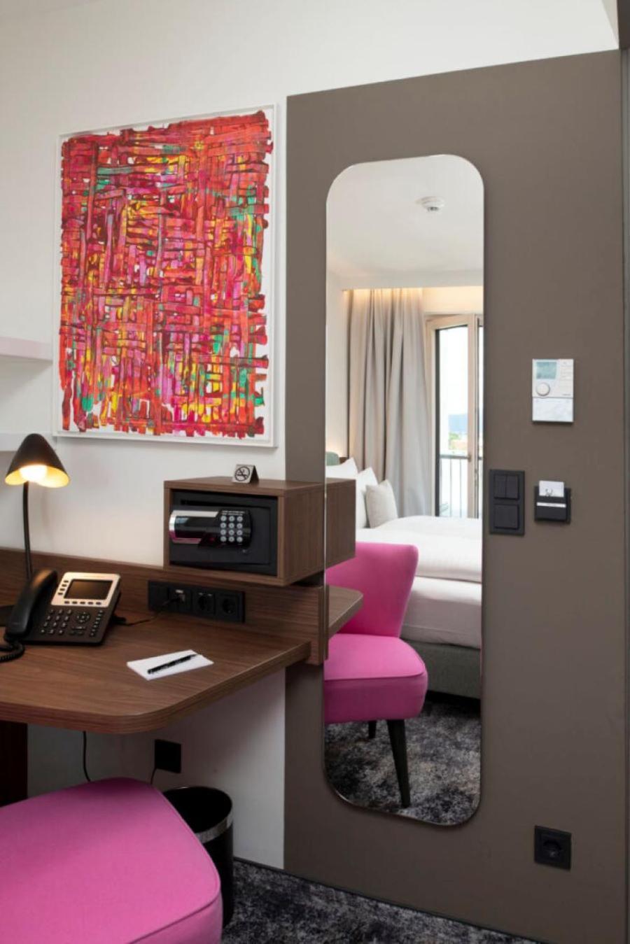 Hotel Le Parc วีเนอร์นอยชตัดท์ ภายนอก รูปภาพ
