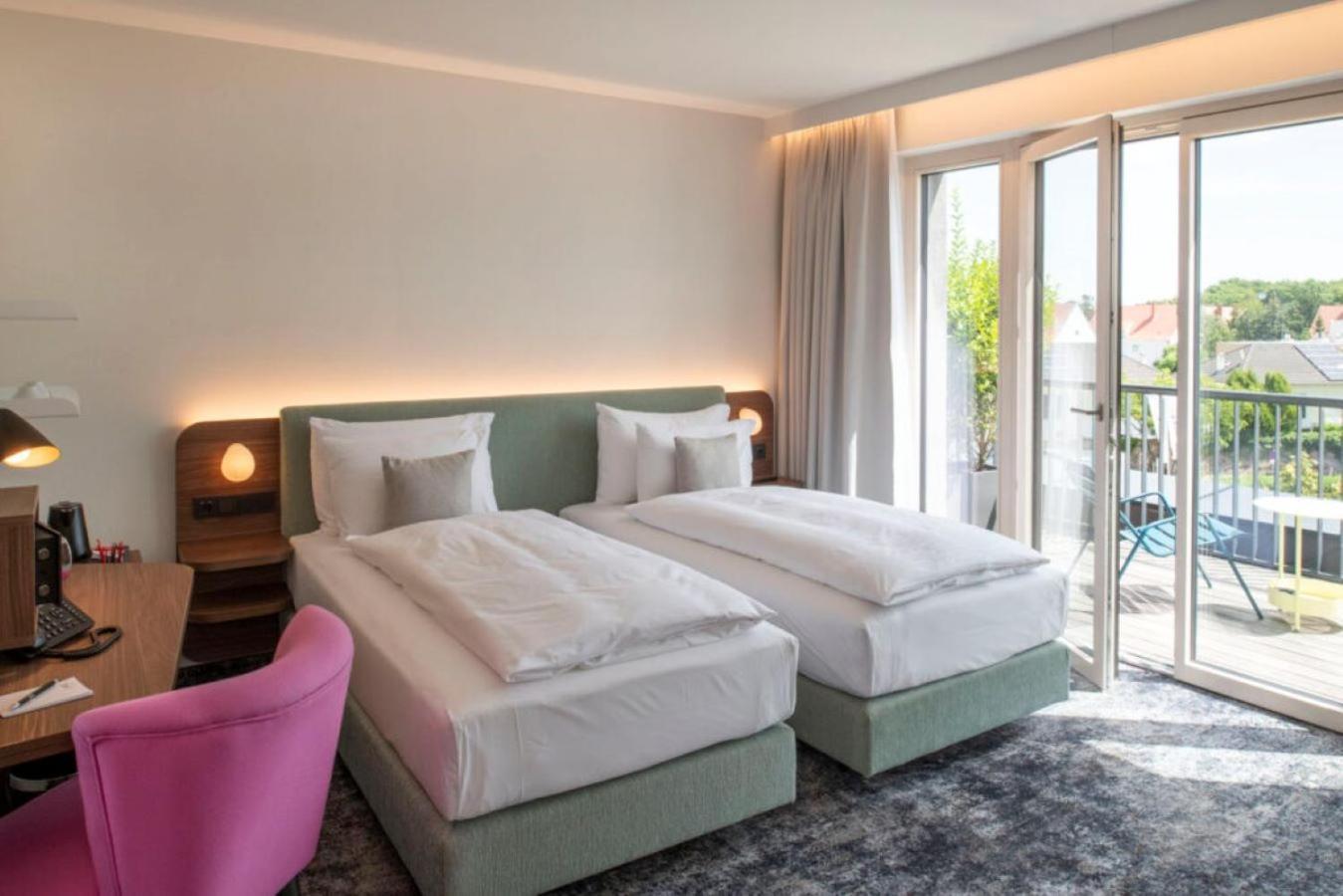 Hotel Le Parc วีเนอร์นอยชตัดท์ ภายนอก รูปภาพ